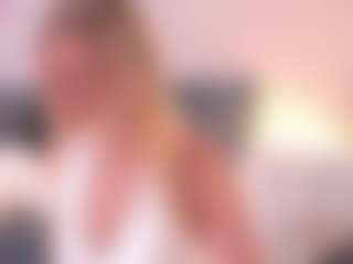 Live cam show with HeyBecky - Sweet on Chatstar