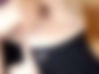 Live cam show with KellyNobles - College on Camsoda