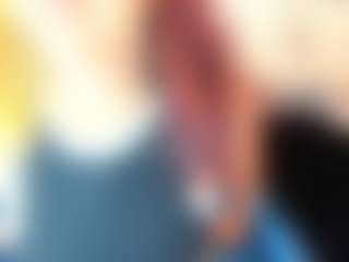 Live cam show with Kiara-Cruz - Striptease on crypto-cams