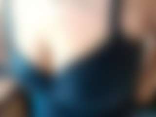 Live cam show with Kiara-Cruz - Hairy Pussy on wildcum.com