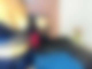 Kiara-Cruz's Live Sex Cam Show