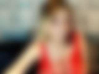 Live cam show with Kiara-Cruz - Fingering on Camsoda