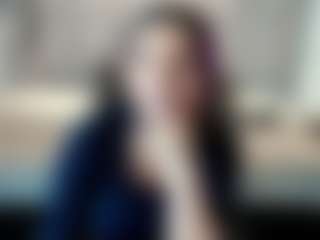 Kiara-Cruz's Live Sex Cam Show