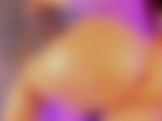 Live cam show with BIG ASS - Green Eyes on Camming Site