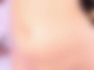 LucieMiller MILF webcam performer live streaming