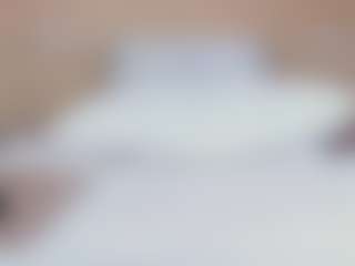 Live cam show with Yalezka - Facial on Milfs Live