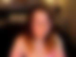 Live cam show with Aleks - Pretty on AdultVida.com