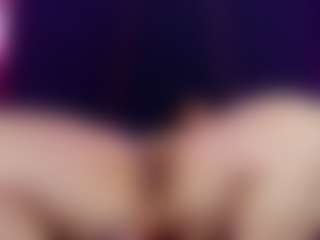 CandyQueenn's Live Sex Cam Show