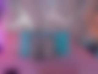 Live cam show with AshleeyBell - Green Eyes on Streamer API