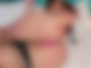 Live cam show with ninna-curly - Colombia on Mixed Magazine Live