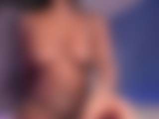 Live cam show with Oshun - Role Play on Camsoda