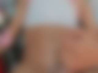 Live cam show with suzume-Mendez - Facial Piercings on Camming Site