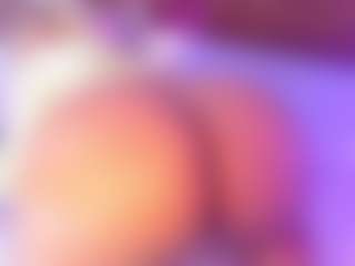 Live cam show with Adeleehottman - Doggy on Fapmatic.com