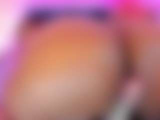 Live cam show with Adeleehottman - Culo on Camiplay Live