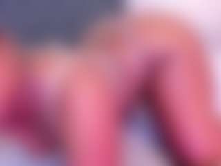 Live cam show with Adeleehottman - Ebony Big Tits on Milfs Live