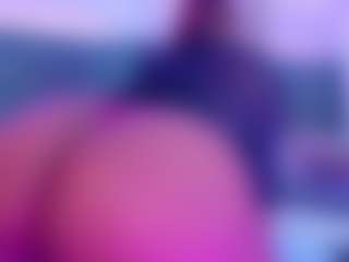 Live cam show with Adeleehottman - Culo on Fit Hotties