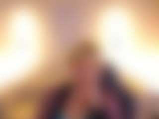 Live cam show with AmaraNightss - Athletic MILF on milfzrlive.com