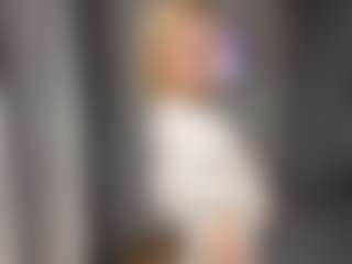 Live cam show with ColetteBasinski - Camel Toe on CamwithHer
