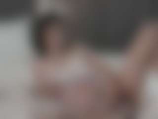 Live cam show with SuellenSchoonover - Upskirt on pussylord.com
