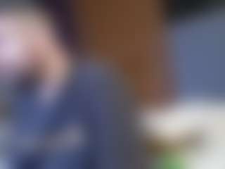 AlwaysDoWhatSimonSays's Live Sex Cam Show