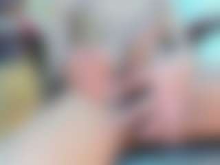 Live cam show with Andrea-Pop - Spank on madthumbs