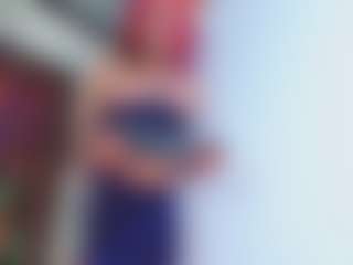 Live cam show with Andrea-Pop - Smoking on Camsoda