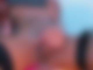 Live cam show with Andrea-Pop - Flat Chested on CamClone
