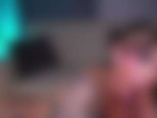 Live-camshow met Your-NaughtyTrans - Implants op Camsoda