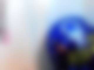 Live cam show with britany-montiel - Smoking on Gym Cam Girls