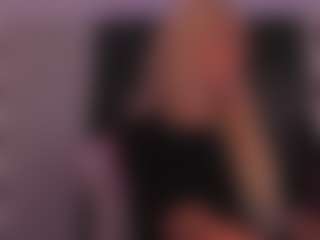 Chloe-Vibe's Live Sex Cam Show