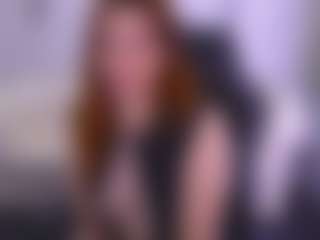 Live cam show with FireFoxxxxy - MILF on live18s.com