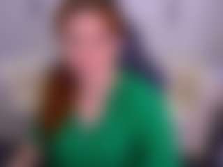 Live cam show with FireFoxxxxy - College MILF on 1on1-livenow