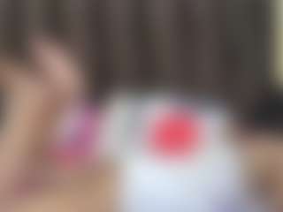 Live cam show with hotbabe35 - Moan on eurowanks.com