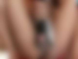 Live cam show with LaColorinaa - Orgasm on Camsoda