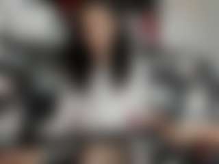 Live cam show with LaylaSia - Thin on AdultVida.com