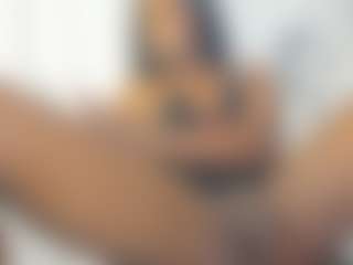 Live cam show with Melissa - Gray Eyes on madthumbs
