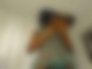 Spettacolo in cam dal vivo con Melissa - Orgasm su Camsoda