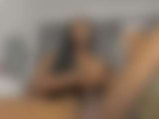 Live cam show with Melissa - Tease on Fling VIP Chat