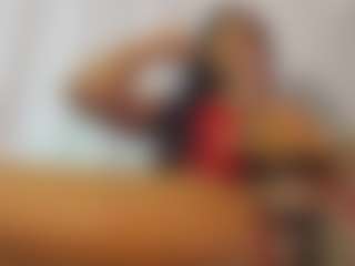 Live cam show with Melissa - Small Tits on Camsoda
