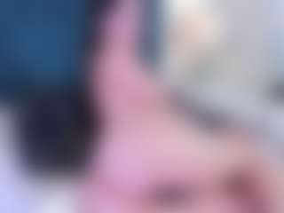 Live cam show with hannadowling-gh - Upskirt on camwithhim.com