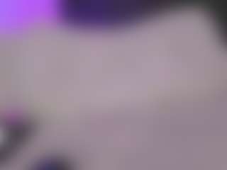Luana's Live Sex Cam Show