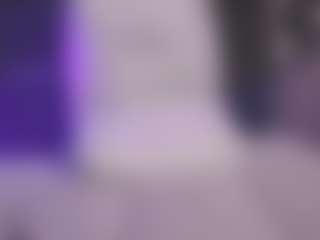 Luana's Live Sex Cam Show
