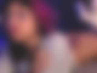 Luana's Live Sex Cam Show