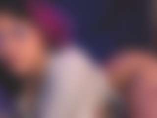 Luana's Live Sex Cam Show