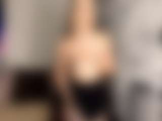 Live cam show with TuReins - Role Play on SxyPornLive