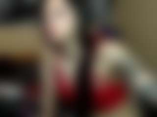 Finelia's Live Sex Cam Show