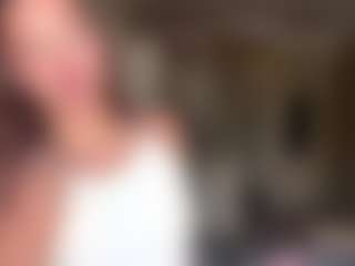 Live cam show with Kamila - Middle Aged on Free Soda