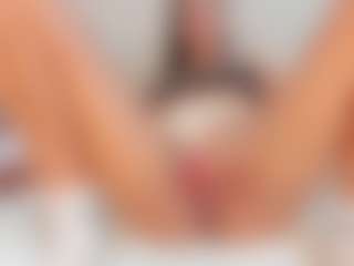 Live cam show with AbrilCastroo - Gape on Camsoda