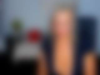 Live cam show with AlisaAllisen - Blonde Hair Middle Aged on Camsoda