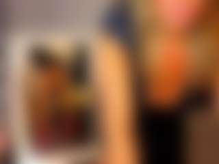 Live cam show with AlisaAllisen - Mature on Camsoda